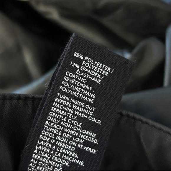 HUE Glossy Black Leggings - Picture 5 of 9